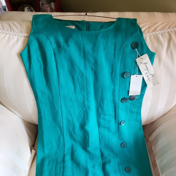 Dress - Picture 2 of 2